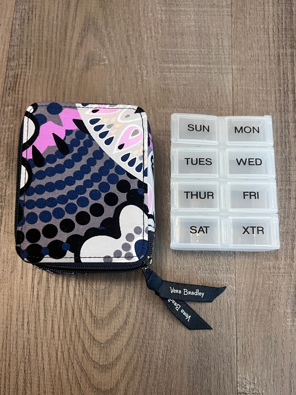 Vera Bradley Pill Organizer - Like New